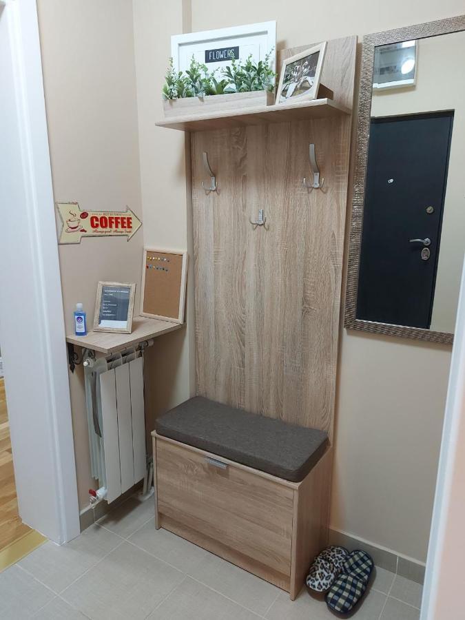 Apartman Espresso Sa Parkingom Sremska Mitrovica Luaran gambar